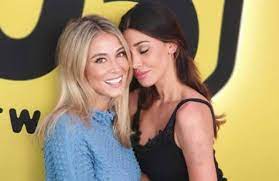 Diletta leotta rivela al settimanale oggi particolari della sua vita privata! Diletta E Belen Il Confronto Fra Tatuaggi Il Disegno E In Zona Intima