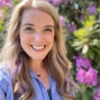 Laura Edens's Instagram, Twitter & Facebook