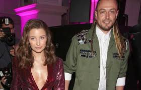 W tak jasnych jeszcze jej nie widzieliśmy! What Does Julia Wieniawa Say Amazing Accusations Against Baron Halids