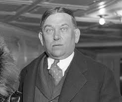 The clown fitzgerald rushes to his death in nine short chapters. H L Mencken Biography Childhood Life Achievements Timeline
