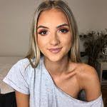 Bianca Huggins's Instagram, Twitter & Facebook