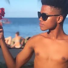 Daniel Downer (@forevadaniel) • Instagram photos and videos