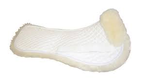 Guanto grooming della mattes in vero agnello per la pulizia del cavallo, chiusura guanto elastica. Selle Del Salento Produzione E Vendita Online Articoli Per Moto Borse Equitazione Azione Personalizzati Con Incisione Laser Consegna A Casa Tua Entro 24 Ore Con Euro 60 00 Trasporto Gratuito Free Shipping Selleria