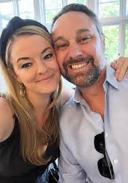 Lauren Nave's Instagram, Twitter & Facebook