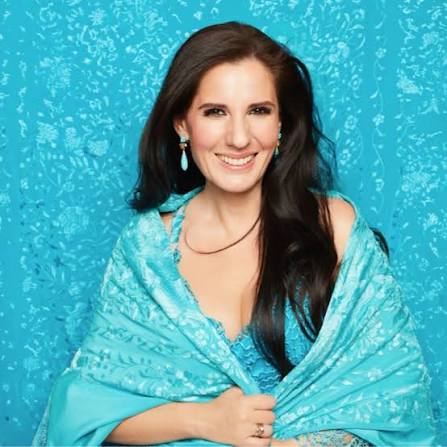 Diana Navarro - Topic - YouTube