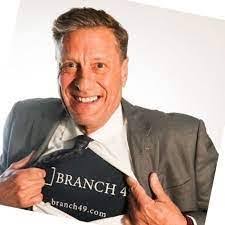 Mark Hirshberg's Instagram, Twitter & Facebook