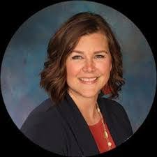 Melissa Cook's Instagram, Twitter & Facebook