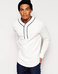 Camisetas Femininas Compridas Para Usar Com Legging Camisa Jersey Com Mangas Compridas E Com Um Tecido Um Pouco Mais Pesado Blog Newoldman Com Br Camisas Henley Camisas Masculinas Roupas Masculinas