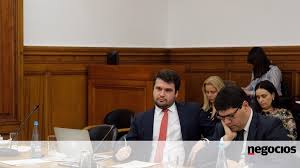 Resultado de imagem para PS confirma voto contra todas as resoluÃ§Ãµes sobre Programa de Estabilidade