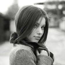 Audrey Mercer (@HwajinPhil)