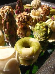Les Mille Et Une Felicites Du Palais Hlou Tounsi Patisserie Tunisienne 1 Ma Selection Naturelle Patisserie Tunisienne Patisserie Recettes De Cuisine