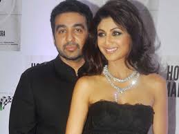 Jun 11, 2021 · actress shilpa shetty kundra and her husband raj kundra are avid social media users and often share photos of spending quality time with their kids or enjoying each other's company, on social media. Shilpa Shetty Marriage Not In Trouble Raj Kundra Birthday Plans For Shilpa Shetty Shilpa Shetty Raj Kundra Filmibeat