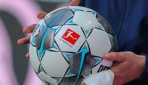Gleich zum ersten spieltag gibt es für die fans einige höhepunkte. Bundesliga Wann Beginnt Die Neue Saison Auftakt Termine Zeitplan