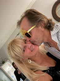 Pickleball club members find love connection