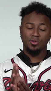 Amber Dewalt's Instagram, Twitter & Facebook