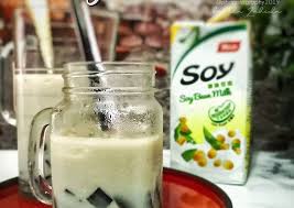 Tapi untuk selamat rasanya baik jangan minum. Cara Buat Dan Masak Resepi Air Soya Cincau Sedap Dan Ringkas