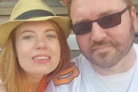 GoFundMe: Amber Davis, medeier av Nirvana Comics i Knoxville, har gått bort  på grunn av komplikasjoner etter en operasjon. : r/comicbooks