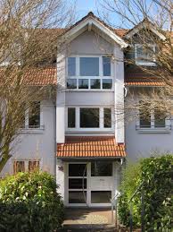 Bei uns finden sie wohnungen in fast allen stadtgebieten, in allen größen und verschiedenen wir verfügen über rund 1.400 mietwohnungen in meinerzhagen und umgebung und sind ihnen ein. 4 Zimmer Wohnung Zu Vermieten Goethestr 55 58540 Meinerzhagen Markischer Kreis Mapio Net