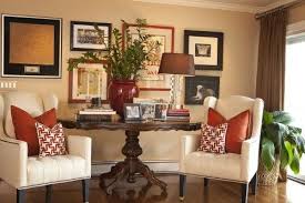 Another Round Table As End Table You Can See That These Types Of Tables Were Probably Intended As Din Traditional Family Rooms Family Living Rooms Family Room