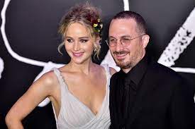 And the negative reviews it received, lawerence spoke candidly about the impact. Jennifer Lawrence And Darren Aronofsky Split Vanity Fair