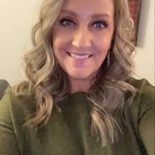 Melissa Krogman's Instagram, Twitter & Facebook