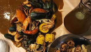 Temukan resep seafood praktis dan lezat dari nasi goreng seafood hingga berbagai olahan udang dan cumi dari masak apa hari ini. Unic Crab Malang Cara Seru Nikmati Seafood Langsung Ditumpahkan Di Meja
