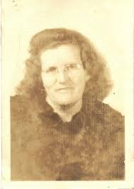 Susan Kimes's Instagram, Twitter & Facebook