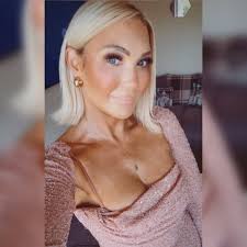 Kara's dad passed away in February this year and her mum was cared for by  us before she died in April. “I'm running the marathon not only to raise  money but because