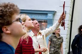 Settle Mural — Deco Publique