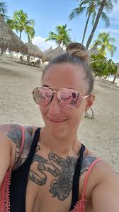 Let's stay engaged ❤️❤️💙💙