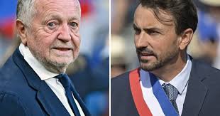 🔴 Lors du dernier conseil municipal, les deux camps s'étaient mutuellement  accusés de fake news. En retard dans les sondages, Grégory #Doucet revient  à la charge et invite Jean-Michel #Aulas à débattre