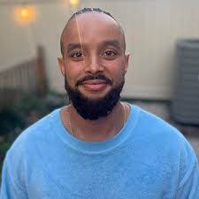 Alex Neuhoff's Instagram, Twitter & Facebook