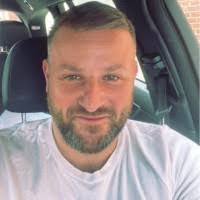 Ray Potts's Instagram, Twitter & Facebook