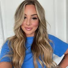 Vanessa Westberry's Instagram, Twitter & Facebook