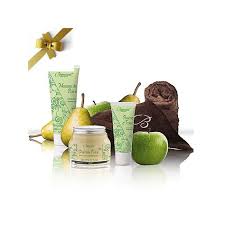 Jardin D Eden Escapade Au Verger Bionatural Par Ohsens 1 Crumble Poire 1 Paume D Eden 1 Mousse De Poire Fabrique Le Corps Produits Crumble Poires