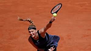 Věří, že nepřijde o wimbledon a snad stihne i přípravný turnaj. Prekvapeni Jednicka Kvitova Vypadla Na Prague Open V 1 Kole Voudrousova Odstoupila Aktualne Cz