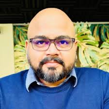 Welcome to the legal department April Hoffart! We are happy to have you  join our team! Howard Hughes Holdings Inc. 😊