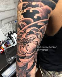 Black And Grey Tattoo Artists Nyc Chrysanthemum Japanese Tattoo Japanese Sleeve Black And Grey Japanese Sleeve By George Bardadim In Progress Tat Japanese Tattoo Chrysanthemum Tattoo Tattoos