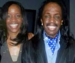 Verdine White's twin sister is Geri White