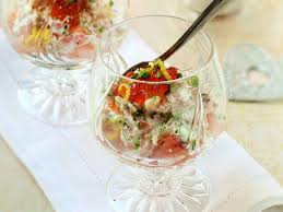 Mini Verrines Aperitives Saumon Crevettes Et Oeufs De Poisson Recette Aperitif Saumon Oeufs De Poisson Verrine Aperitif