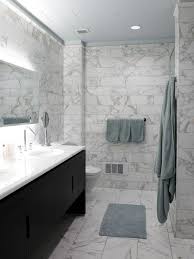 Consider this bold choice for your next bathroom remodel. Calacatta Design Pictures Remodel Decor And Ideas Page 14 Grey Marble Bathroom White Marble Bathrooms Marble Tile Bathroom