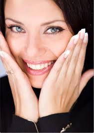 Merlin Collins's Instagram, Twitter & Facebook