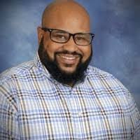 Daniel Crittendon's Instagram, Twitter & Facebook