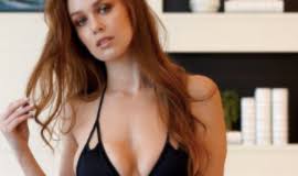 Al kan je, wanneer je luistert naar mnm, haar wel al gehoord hebben. Seksuologe Lotte Vanwezemael Heeft Nog Een Verrassing Voor Mannen Die Haar Dagelijks Dickpics Sturen Deze Celest Is Officieel De Knapste Vrouw Van Heel Vlaanderen Clint Be