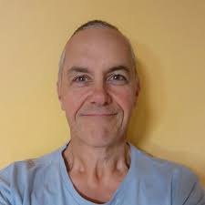 Peter Diggins's Instagram, Twitter & Facebook