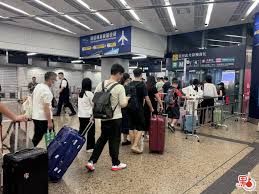 禢國全：業界料聖誕假期外遊旅行團1500個內地團年度增三成- 港聞 ...