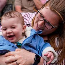 Hi there, I'm a new mum, my baby is 7 weeks old this Thursday and I was  just wondering if there are any baby groups/ clubs near by? It would be  great