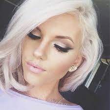 Asymmetrical Platinum White Blonde Bob Short Hair Hair Makeup Bob Hair Color Hair Inspiration