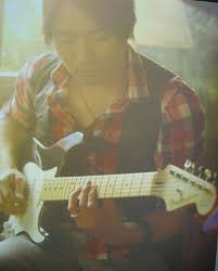 pin by 吉尔五月天on mayday stone 石頭 electric guitar music instruments guitar