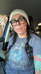 Bianca Willis's Instagram, Twitter & Facebook